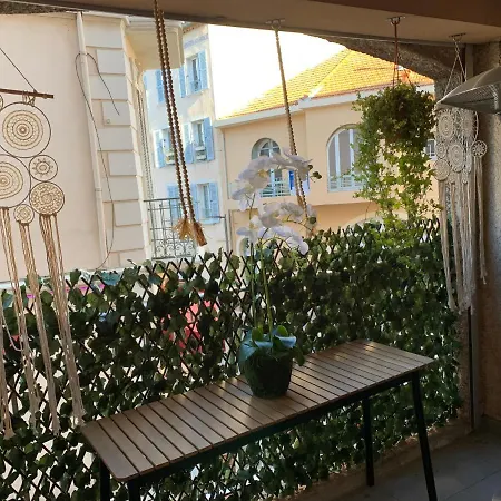 Tt Confort Coeur Avec Terrasse Et Parking Gratuit 公寓